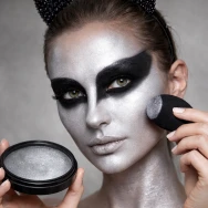 מייקאפ, אודמים וצבעים לגוף