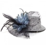 כובע קברט עם טול ונוצה - כסף