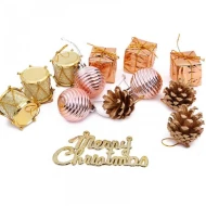 מארז קישוטים לחג המולד