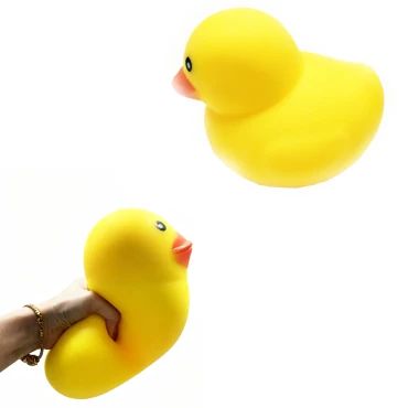 סקווישי ברווז גדול צהוב