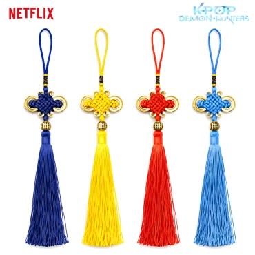 Kpop - רביעיית תליוני המזל