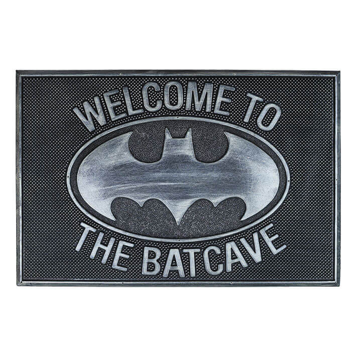 שטיח גומי באטמן WELCOME TO THE BATCAVE שטיח גומי באטמן WELCOME TO THE BATCAVE