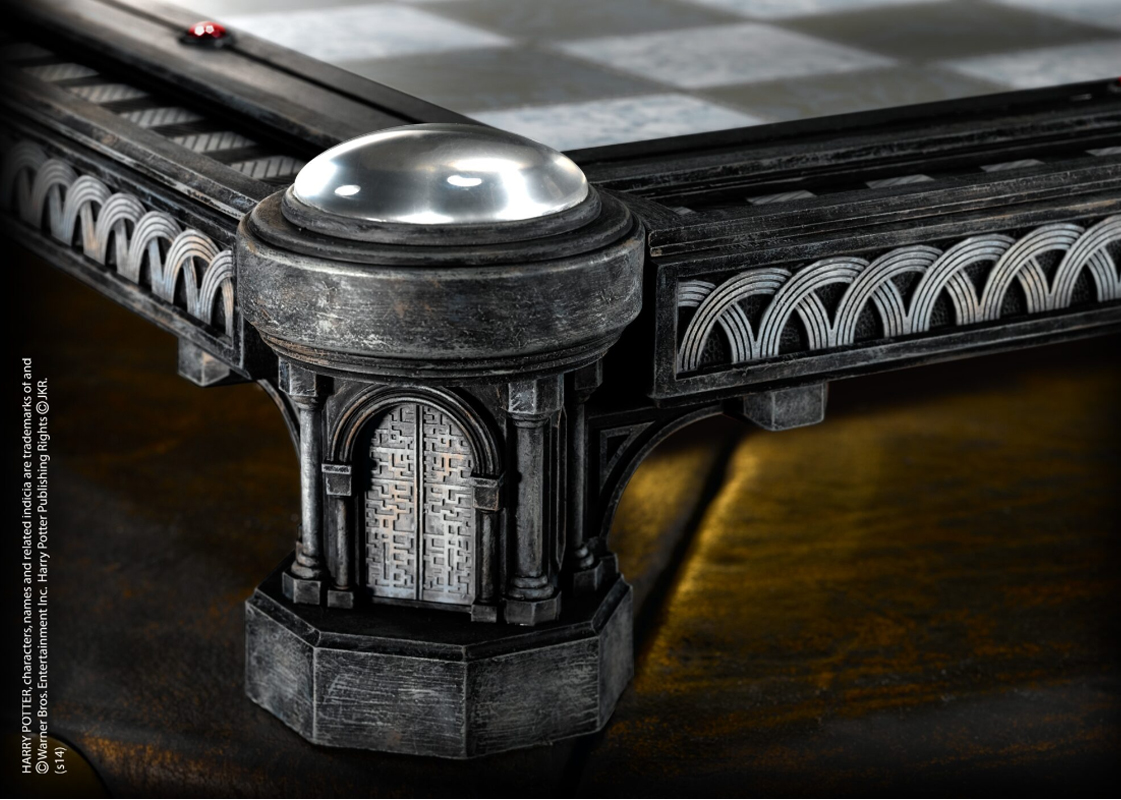 לוח שחמט The Final Challenge Chess Set