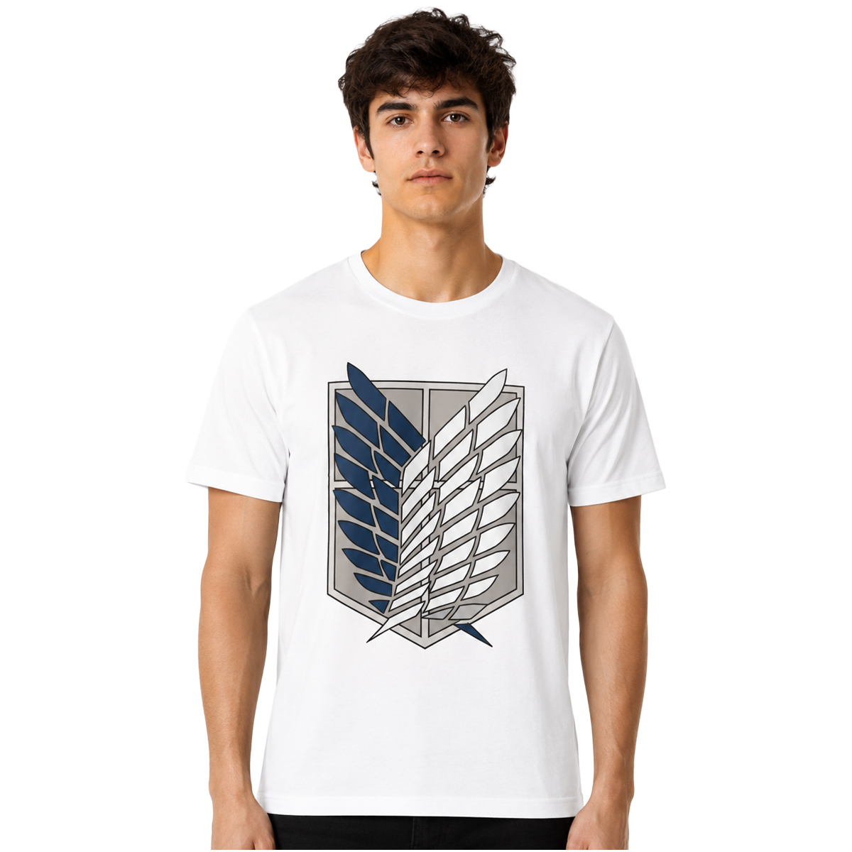 חולצת Attack on Titan לבנה סמל כנפי החופש של חיל הסיור
